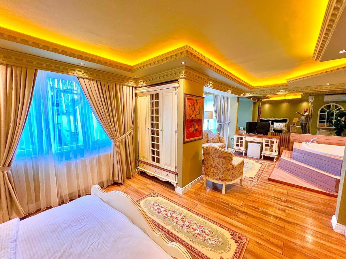 REAL KiNG SUiT HOTEL Trabzon Exterior foto