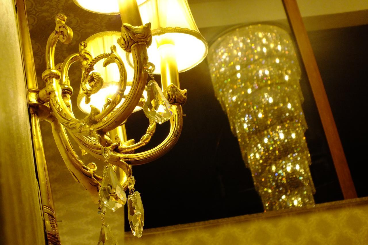 REAL KiNG SUiT HOTEL Trabzon Exterior foto